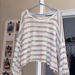 White and grey long sleeve top